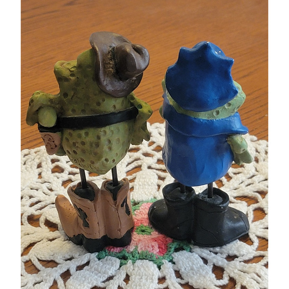 Russ Berrie Police Officer & Cowboy Frog Kathleen Kelly Copkin Figures Lot of 2 - Picture 6 of 12